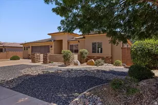2671 S 3930 W, Hurricane, UT 84737 - Photo 2
