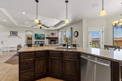 2671 S 3930 W, Hurricane, UT 84737 - Photo 10
