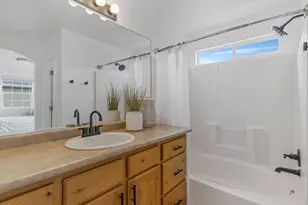 4914 W Duncan Meadow Ln, Riverton, UT 84096 - Photo 14