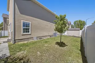 4914 W Duncan Meadow Ln, Riverton, UT 84096 - Photo 20