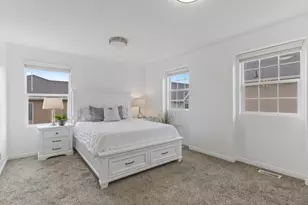 4914 W Duncan Meadow Ln, Riverton, UT 84096 - Photo 10