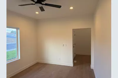 241 E 670 S #8, Payson, UT 84651 - Photo 8