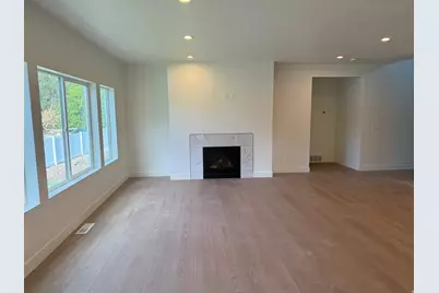 241 E 670 S #8, Payson, UT 84651 - Photo 10