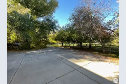 187 N Waterhole Way E, Grantsville, UT 84029 - Photo 4