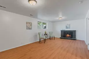 2990 E 3900 S, Holladay, UT 84124 - Photo 14