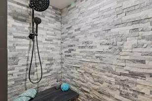 2990 E 3900 S, Holladay, UT 84124 - Photo 18