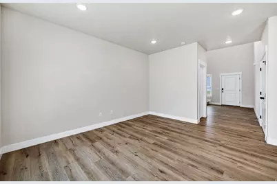 1464 W 2055 S, Logan, UT 84339 - Photo 18