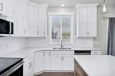 1464 W 2055 S, Logan, UT 84339 - Photo 10