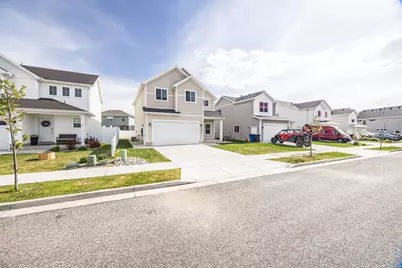 1464 W 2055 S, Logan, UT 84339 - Photo 4