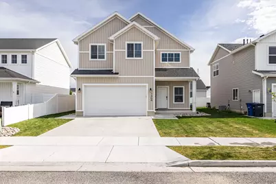1464 W 2055 S, Logan, UT 84339 - Photo 2