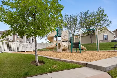 157 W Springview Dr N, Saratoga Springs, UT 84045 - Photo 8