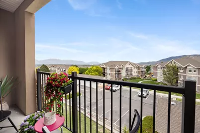 157 W Springview Dr N, Saratoga Springs, UT 84045 - Photo 2