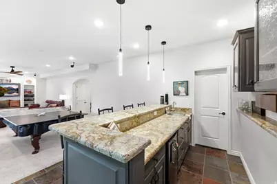 2014 E Quartzridge Dr, Sandy, UT 84092 - Photo 44