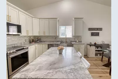 8564 S Cork Oak Dr W, West Jordan, UT 84081 - Photo 10