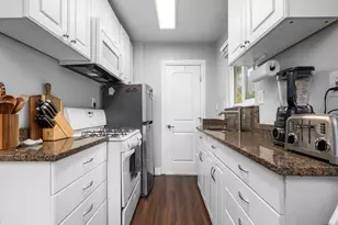 225 S 300 E, Provo, UT 84606 - Photo 6
