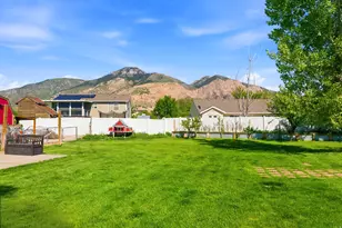 257 E 1100 N, Harrisville, UT 84404 - Photo 32