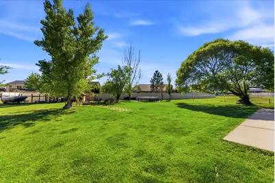257 E 1100 N, Harrisville, UT 84404 - Photo 30