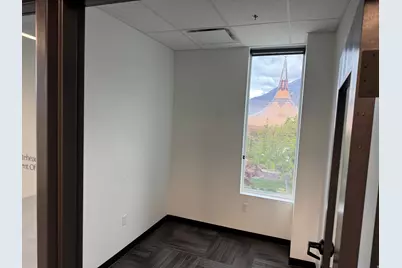140 S Main St W #B2, Lindon, UT 84042 - Photo 6