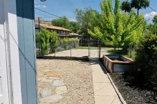 526 N 800 W, Salt Lake City, UT 84116 - Photo 40