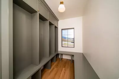 881 E 100 N, Hyde Park, UT 84318 - Photo 28