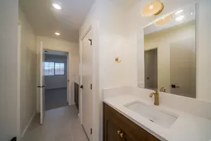 881 E 100 N, Hyde Park, UT 84318 - Photo 32