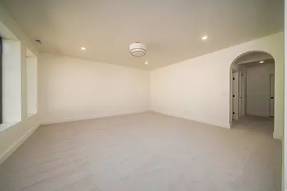881 E 100 N, Hyde Park, UT 84318 - Photo 34