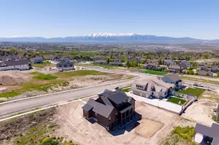 881 E 100 N, Hyde Park, UT 84318 - Photo 46