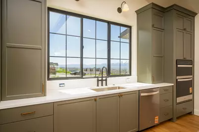 881 E 100 N, Hyde Park, UT 84318 - Photo 12