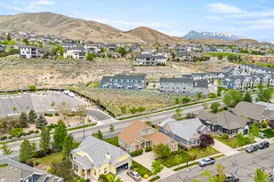 4916 N Shady View Ln W, Lehi, UT 84043 - Photo 2
