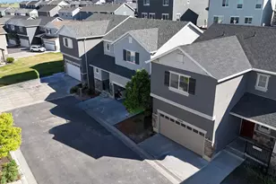 2966 S Willow Dr, Saratoga Springs, UT 84045 - Photo 2