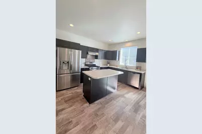2966 S Willow Dr, Saratoga Springs, UT 84045 - Photo 6