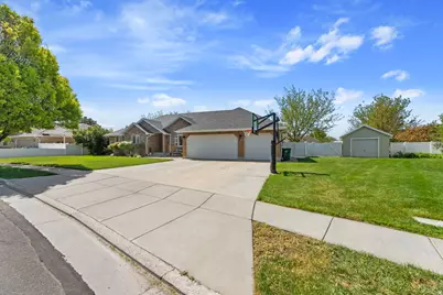 1169 W Matthews Way, Riverton, UT 84065 - Photo 2