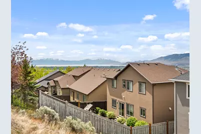 4404 N Foxtrail Dr, Lehi, UT 84043 - Photo 32
