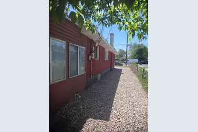 916 W 300 N, Salt Lake City, UT 84116 - Photo 2