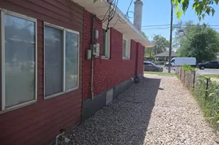 916 W 300 N, Salt Lake City, UT 84116 - Photo 2
