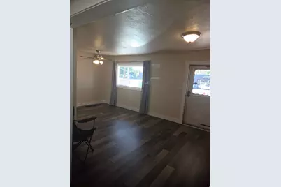 916 W 300 N, Salt Lake City, UT 84116 - Photo 18