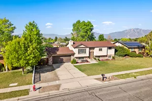 2546 W Kamas Dr, Taylorsville, UT 84129 - Photo 2