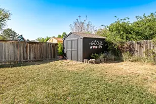 2546 W Kamas Dr, Taylorsville, UT 84129 - Photo 28