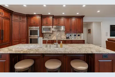 6927 S Vista Grande Dr #37, Cottonwood Heights, UT 84121 - Photo 18