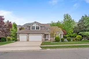 6927 S Vista Grande Dr, Cottonwood Heights, UT 84121 - Photo 1