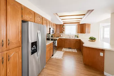 895 E Quail Valley Dr, Provo, UT 84604 - Photo 8