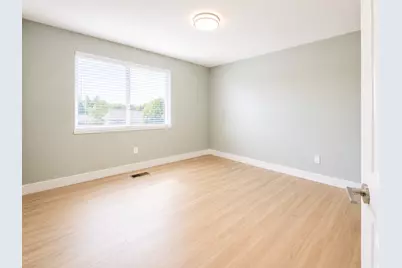 895 E Quail Valley Dr, Provo, UT 84604 - Photo 18