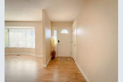 895 E Quail Valley Dr, Provo, UT 84604 - Photo 10