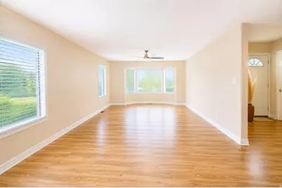895 E Quail Valley Dr, Provo, UT 84604 - Photo 10