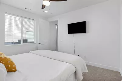 577 N Richland Valley St, Garden City, UT 84028 - Photo 10
