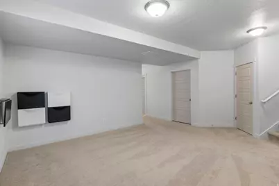 7761 W Mount Elinor Rd, Magna, UT 84044 - Photo 20