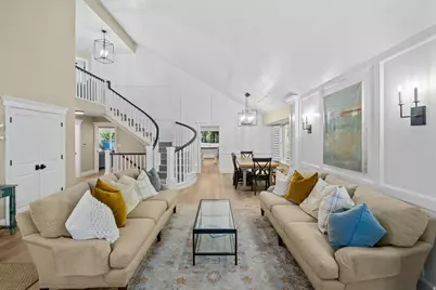 2631 E Lockhart Rd S, Holladay, UT 84117 - Photo 4