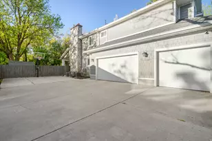 2631 E Lockhart Rd S, Holladay, UT 84117 - Photo 46