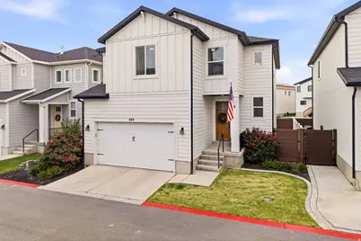 423 E 360 N, Vineyard, UT 84059 - Photo 2