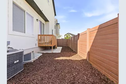 423 E 360 N, Vineyard, UT 84059 - Photo 28